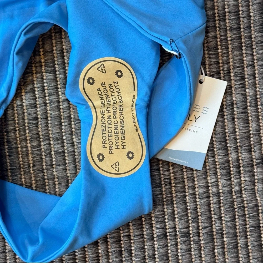 Free Fly Women’s Ultramarine Blue V Bottom